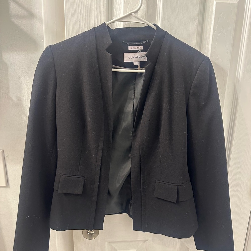 Calvin Klein Women's Elegant Black Suit Jacket